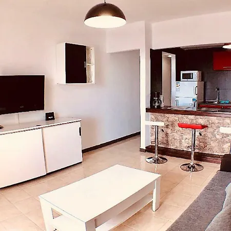Preciosa With Sat-tv & Wifi Only 350m From Playa Grande * Lanzarote Island